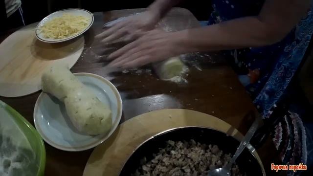 Пирожки зразы с фаршем и сыром смотреть онлайн