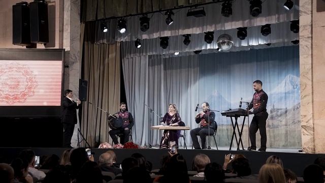 Айк Баграмян - Петк че / Hayk Baghramyan - Petq Che, Live Performance смотреть онлайн