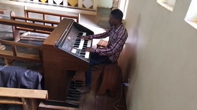 Msifuni Bwana E. Ogeda played by Organist Avitus Respicius on PCM смотреть онлайн