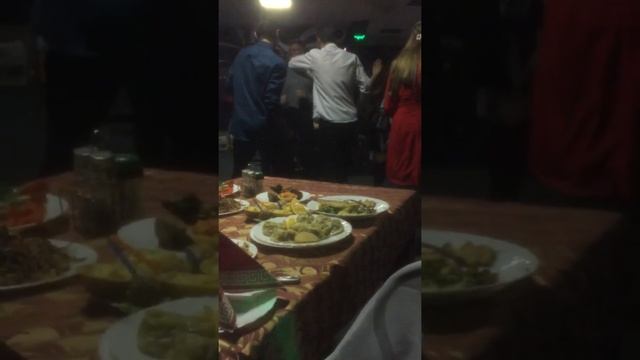 Я трезвый не танцую , « мы нальём» 😂😂 смотреть онлайн