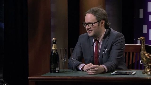 Tuomas Enbuske Talk Show - Jakso 12 - Vieraana Rita Tainola смотреть онлайн