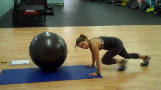 Sexy 6-pack Abs-Core Circuit With Stability Ball + Pot Holders