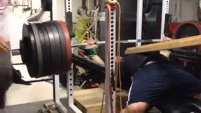 800 lbs - 1.5-Board смотреть онлайн