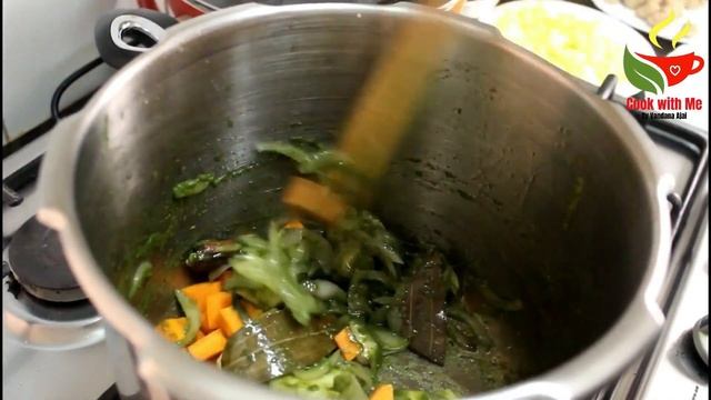 കുക്കറിൽ ഒരു ബിരിയാണി ഉണ്ടാക്കിയാലോ|Veg Biriyani In Cooker|Quick & Simple Veg Biriyani|Cook With Me