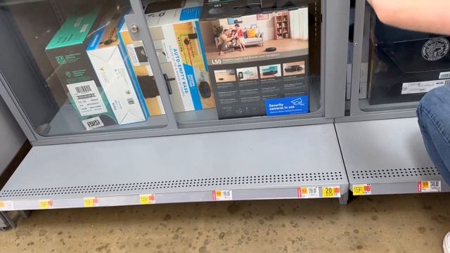 YOU WONT BELIEVE WHAT I PAID FOR THIS $300 VACUUM UNBELIEVABLE CLEARANCE DEAL #walmart #shopping смотреть онлайн