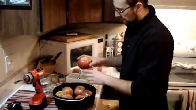 Power Drill & Dutch Oven Baked Apples смотреть онлайн