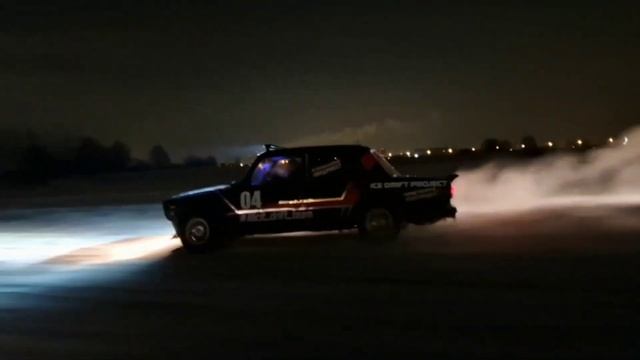 дрифт жиги. жёсткий дрифт. едим 130 км.