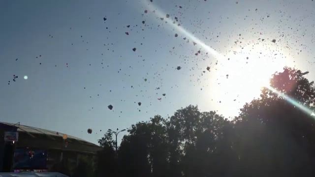 Столпотворение в Лужниках смотреть онлайн