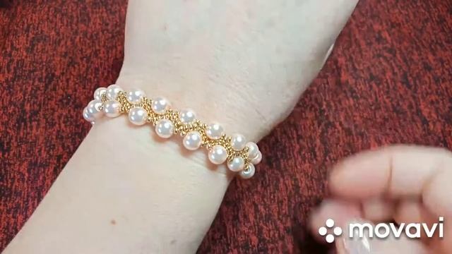 Браслет. ( Розовая майорка и бисер металлик). смотреть онлайн