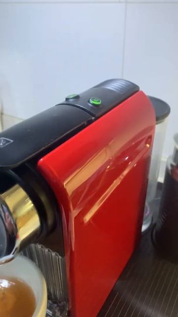 NEPRESSO KRUPS CITIZ&MILK смотреть онлайн