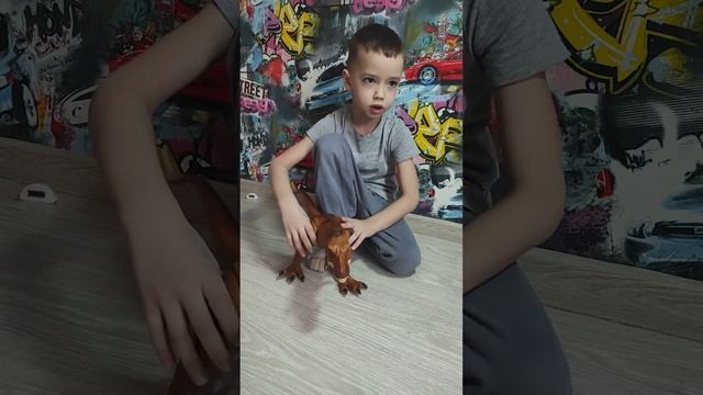 Тирэкс - король всех динозавров. смотреть онлайн