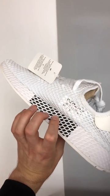 Adidas Deerupt белые