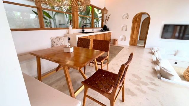 Modern 2-Bedroom Villa In Bingin: 5-Min Walk To Beach, Trendy Dining & Shopping Nearby