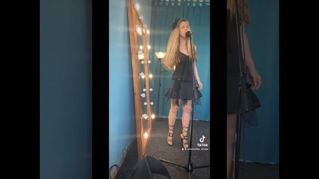 Старинные часы ⏰ 1982 #советскаяэстрада #vocal #singingcoversong смотреть онлайн