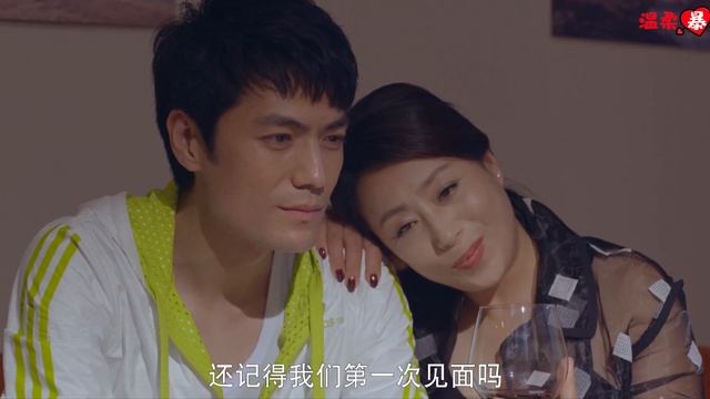 💖皇帝本以爲可以坐懷不亂，誰料富婆動作太猛，一番操作下來皇帝傻眼了！ смотреть онлайн