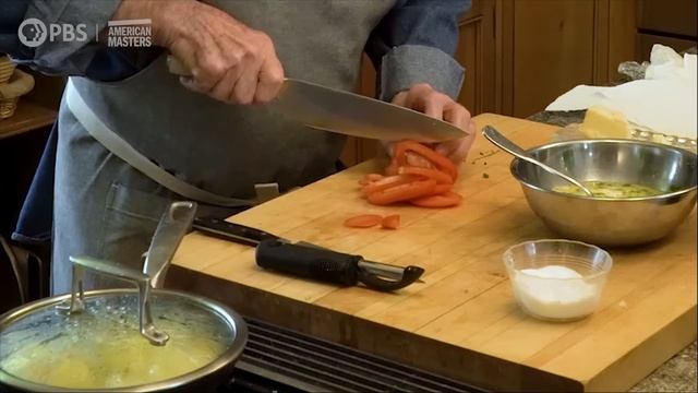 Jacques Pépin Makes a Country Omelet | American Masters: At Home with Jacques Pépin | PBS смотреть онлайн