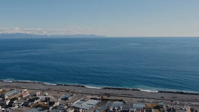 ビールオタクの天国！ 泊まれちゃう醸造所、West Coast Brewing と The Villa & Barrel Lounge смотреть онлайн
