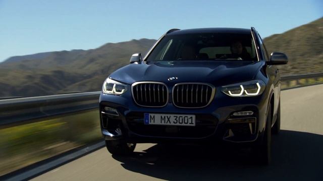 2018 BMW X3 M40i car-to-car scenes смотреть онлайн