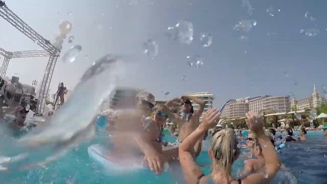 Baia Lara Hotel - Pool Party смотреть онлайн