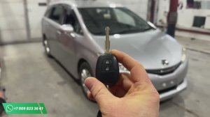 Toyota Wish. Pandora. Кнопка Start-Stop.