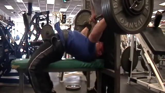 530 bench press at 183lbs смотреть онлайн