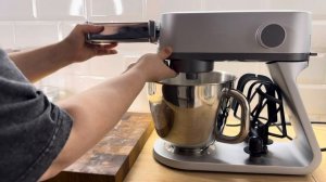 Обзор на кухонную машину BORK B783 + набор насадок для приготовления пасты.