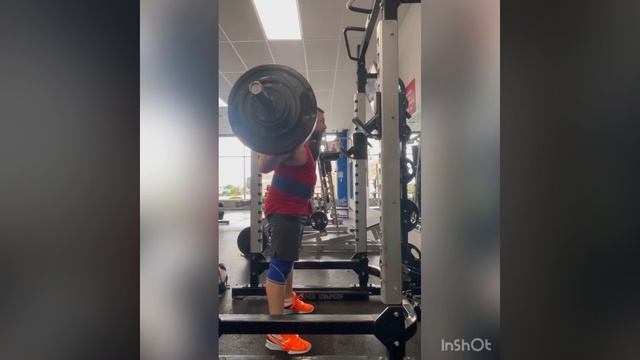 Squat 3@315, 315, 325 5@290, 290, 290 смотреть онлайн