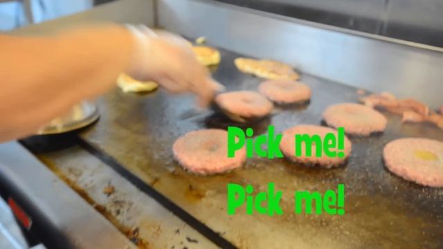 Miami's Top Burger: AWESOME Reuben Burger with Swiss Chees and Kraut burger recipe смотреть онлайн