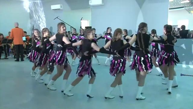Sukcesy mażoretek Twins i Vena смотреть онлайн