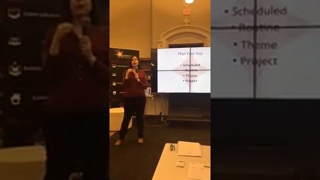 How to Get Twice as Much Time with Less Hassle - Miriam Ortiz y Pino смотреть онлайн