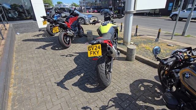 New Bmw F900 Gs with Akrapovic exhaust смотреть онлайн