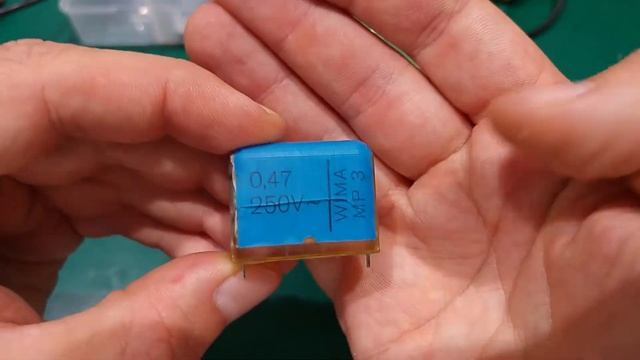 Exploded WIMA MP 3 capacitor in vintage Switched-mode PSU смотреть онлайн