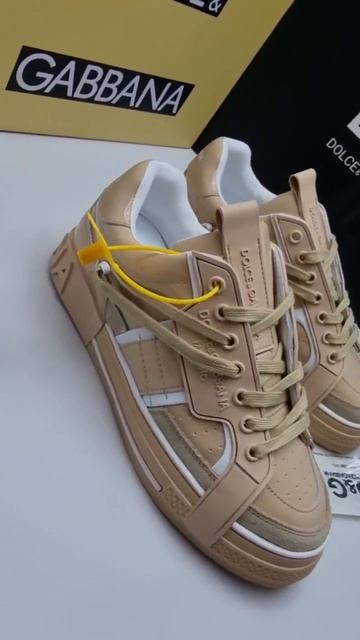 Кеды Dolce & Gabbana смотреть онлайн