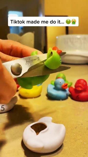 Beware !!! So Grossss 🤢🤮 #parenting #babies #kids #toys смотреть онлайн