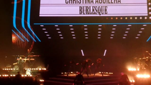 Christina Aguilera - Show me How to Burlesque Santiago Chile 26/02/23 смотреть онлайн