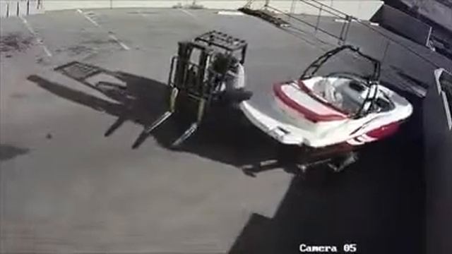 за двумя зайцами смотреть онлайн