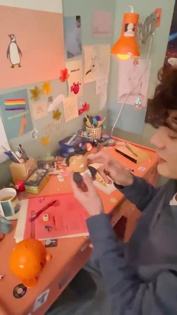 The details in Charlie Spring’s bedroom are perfect! #heartstopper #netflix #shorts смотреть онлайн