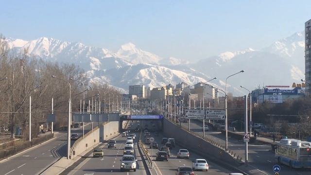 Алма-Ата. Улица Саина. Апрель 2018 года смотреть онлайн
