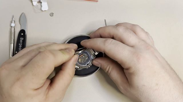 How to change the battery of a Casio Sheen SHN-3013D-7AER analog watch смотреть онлайн