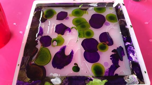 creating a purple & green ashtray :) смотреть онлайн