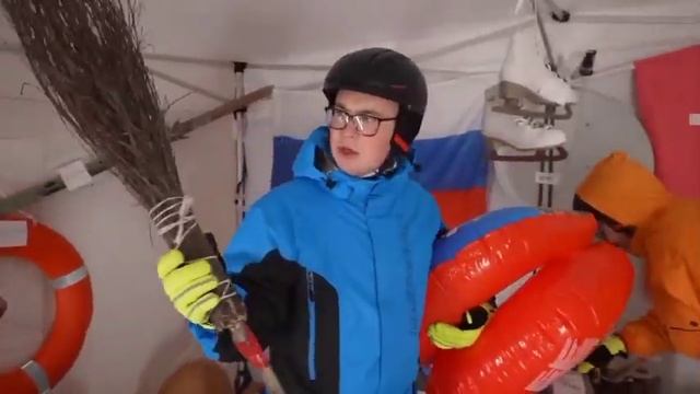 Гонки на Снежной Горке смотреть онлайн