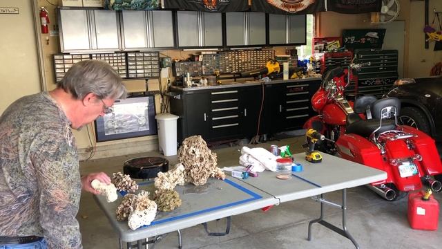 Reef Cube Build Pt 4, Rock, Water, and Worms смотреть онлайн