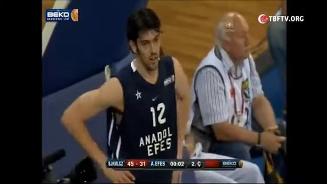 Basket 2011/12 - Besiktas Istanbul Vs Anadolu Istanbul 67-69(Final Game 3) смотреть онлайн