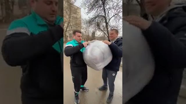 Мишка Teddy 2 метра . Распаковка . смотреть онлайн