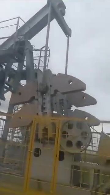 Покраска металлоконструкции серебрянкой с помощью безвоздушного окрасочного аппарата HYVST SPT440✔️