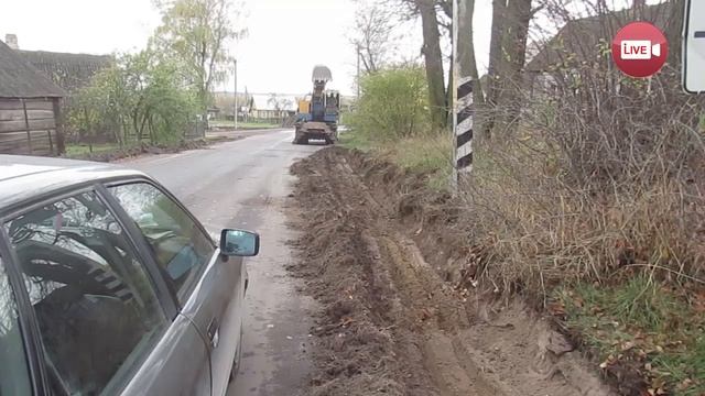 На улице Анны Король заасфальтировали участок дороги протяженностью один километр смотреть онлайн