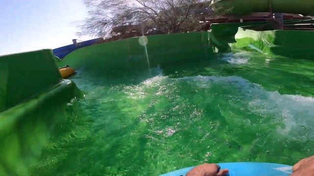 Exploring Jungle Aqua Park - Epic Water Slides and More Fun смотреть онлайн