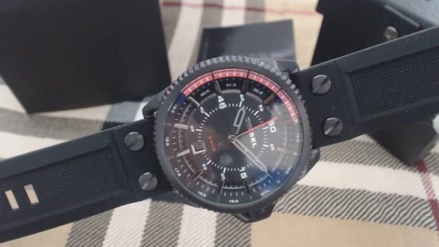 Men's Diesel Rollcage Black Silicone Strap Watch DZ1760 смотреть онлайн