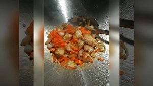 Жаркое в сковороде вок