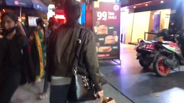 Christmas Vlog | Tibetan Vlogger | Bengaluru | Forum mall | Burger King | смотреть онлайн